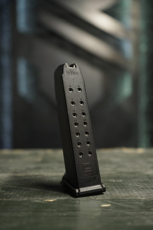 Магазин GLOCK 19, 17 набоїв, 9 мм